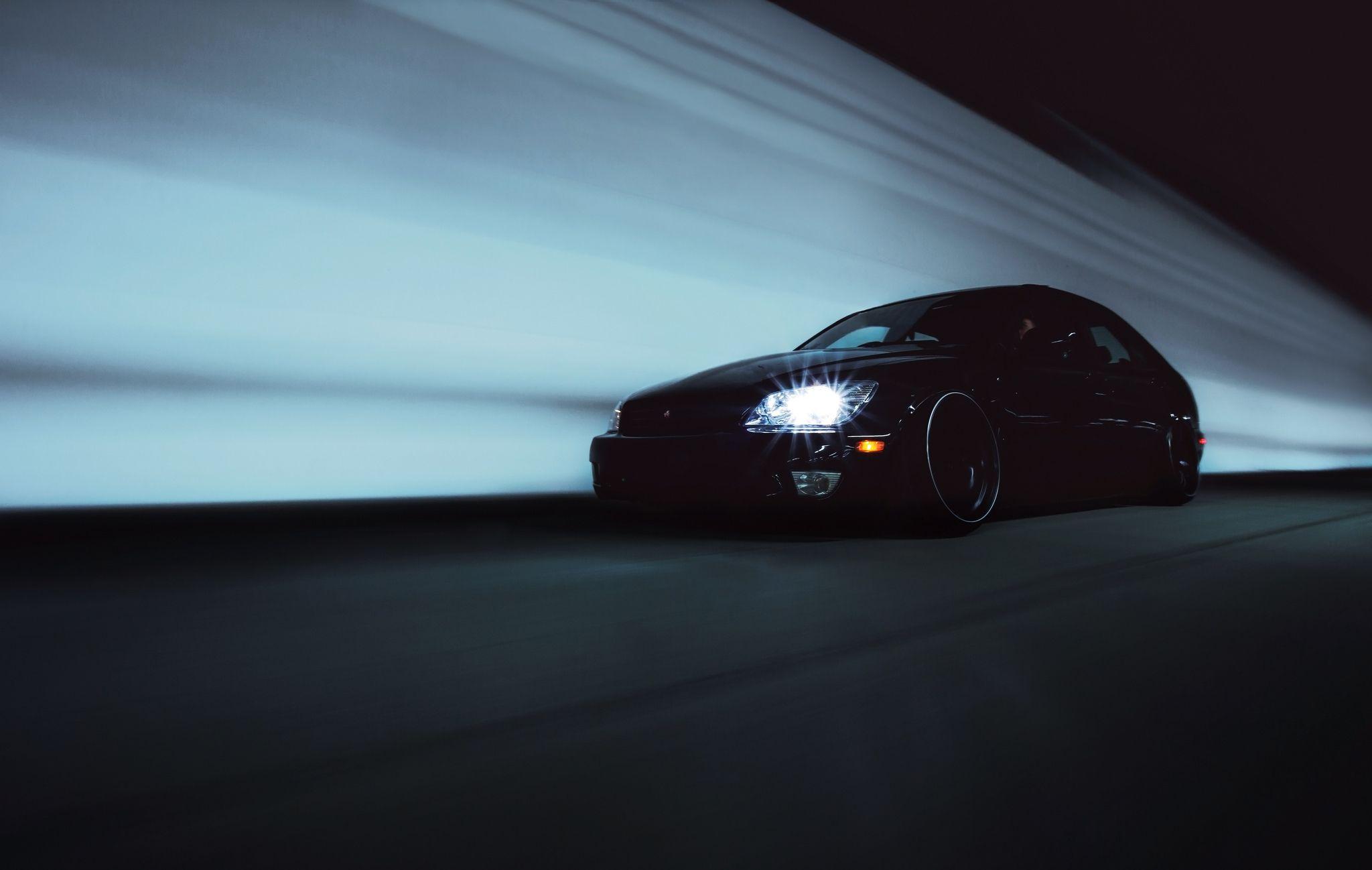 2048x1298 Lexus IS 300 Wallpaper