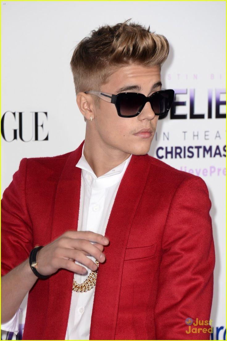 736x1103 He looks so good in red though. Justin bieber picture, Justin bieber photo, Justin bieber