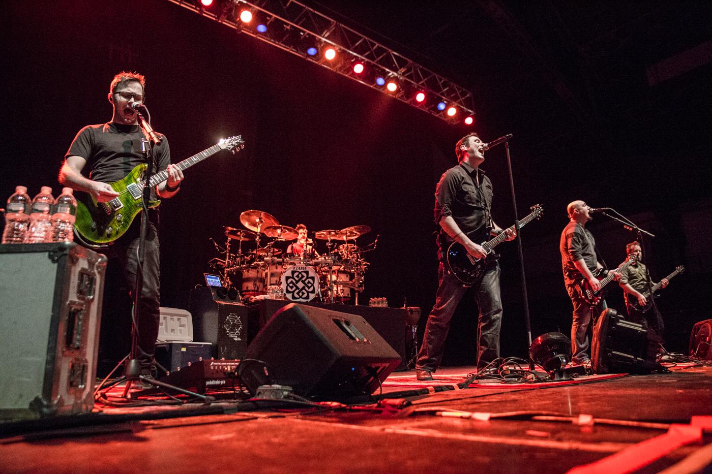 1400x933 Breaking Benjamin