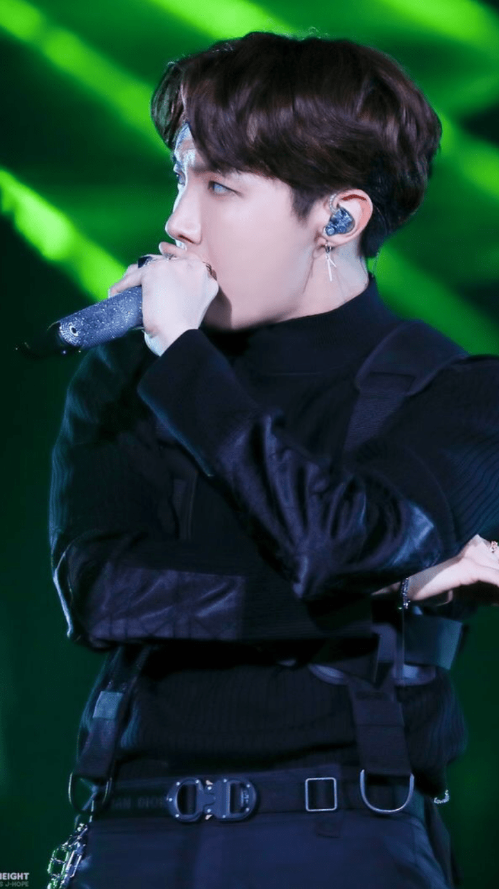 719x1280 BTS Wallpaper