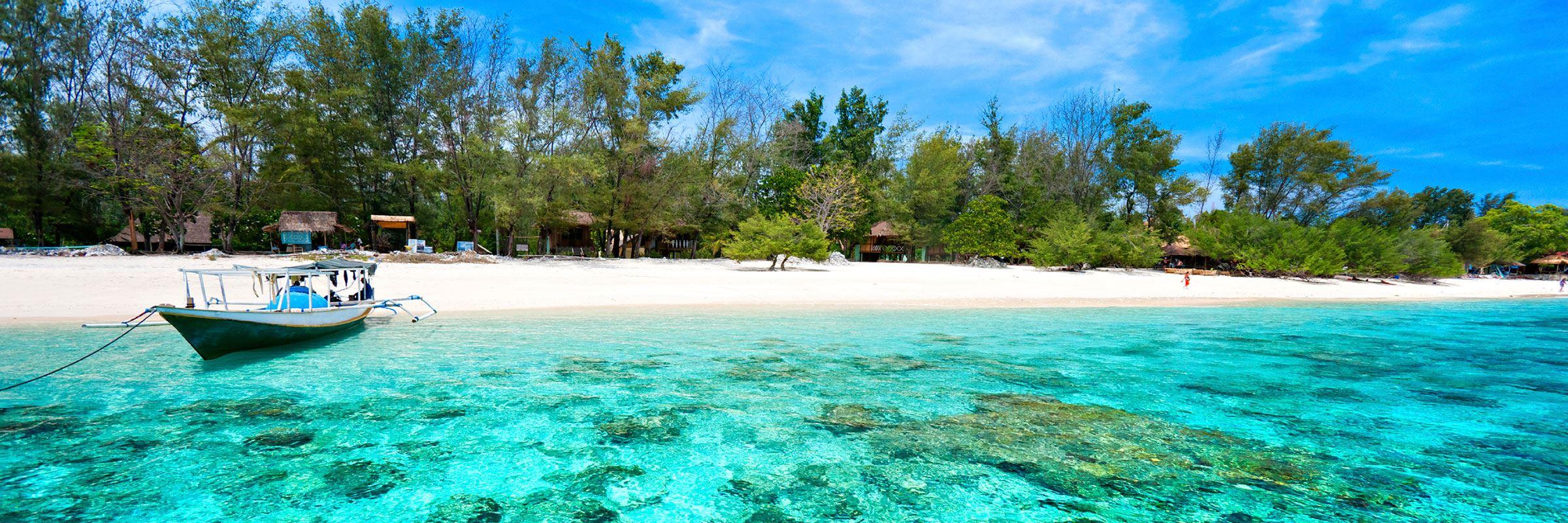 2400x800 Best beaches in Indonesia