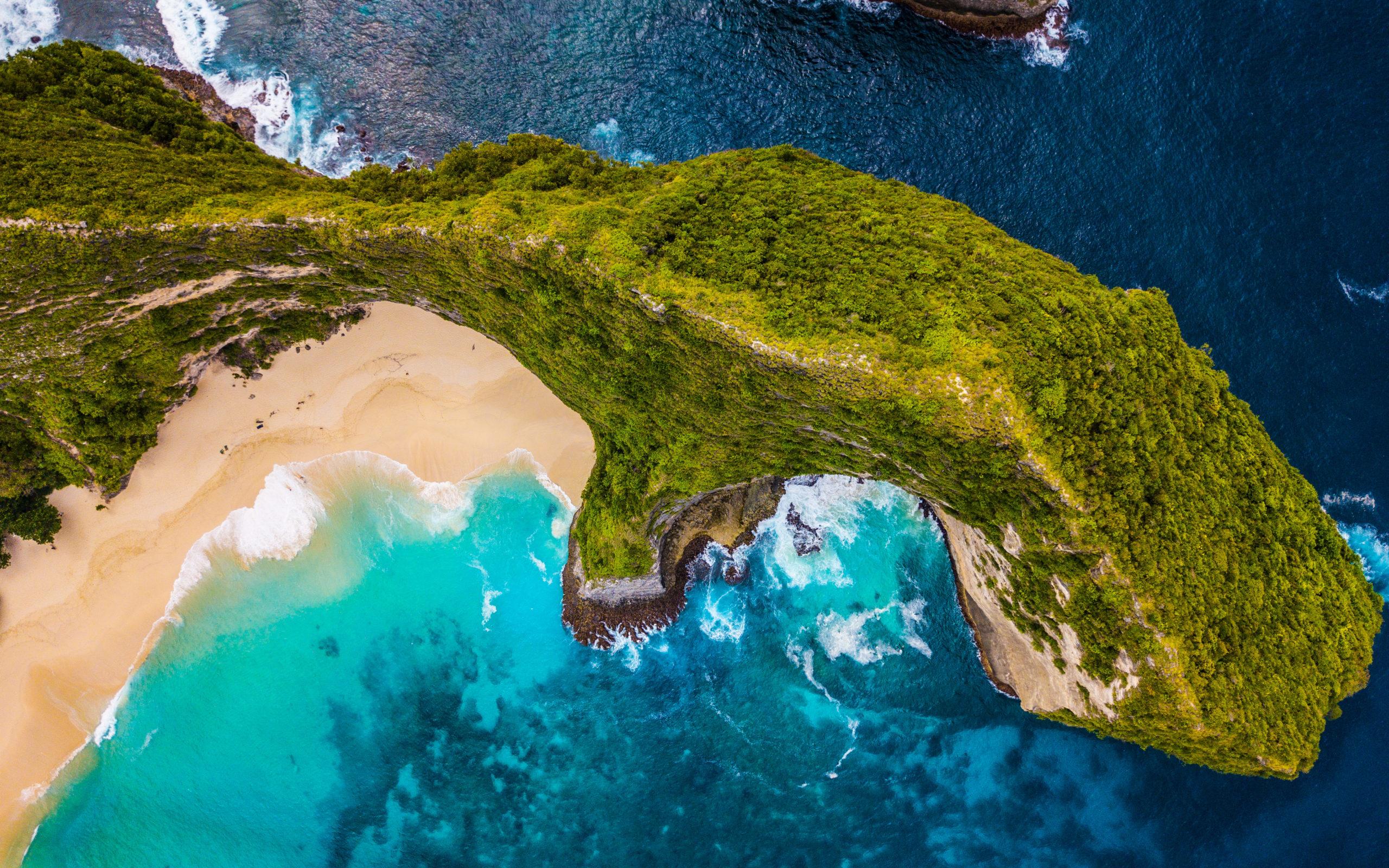 2560x1600 Spectacular bird view on Kelingking Beach in Nusa Penida, Indonesia