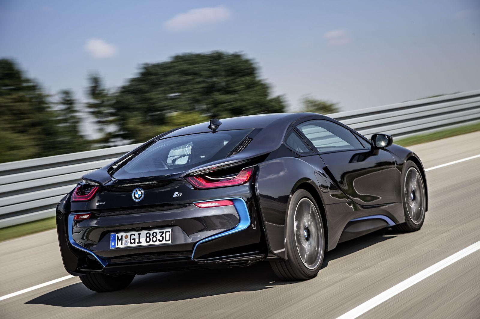1600x1065 BMW I8