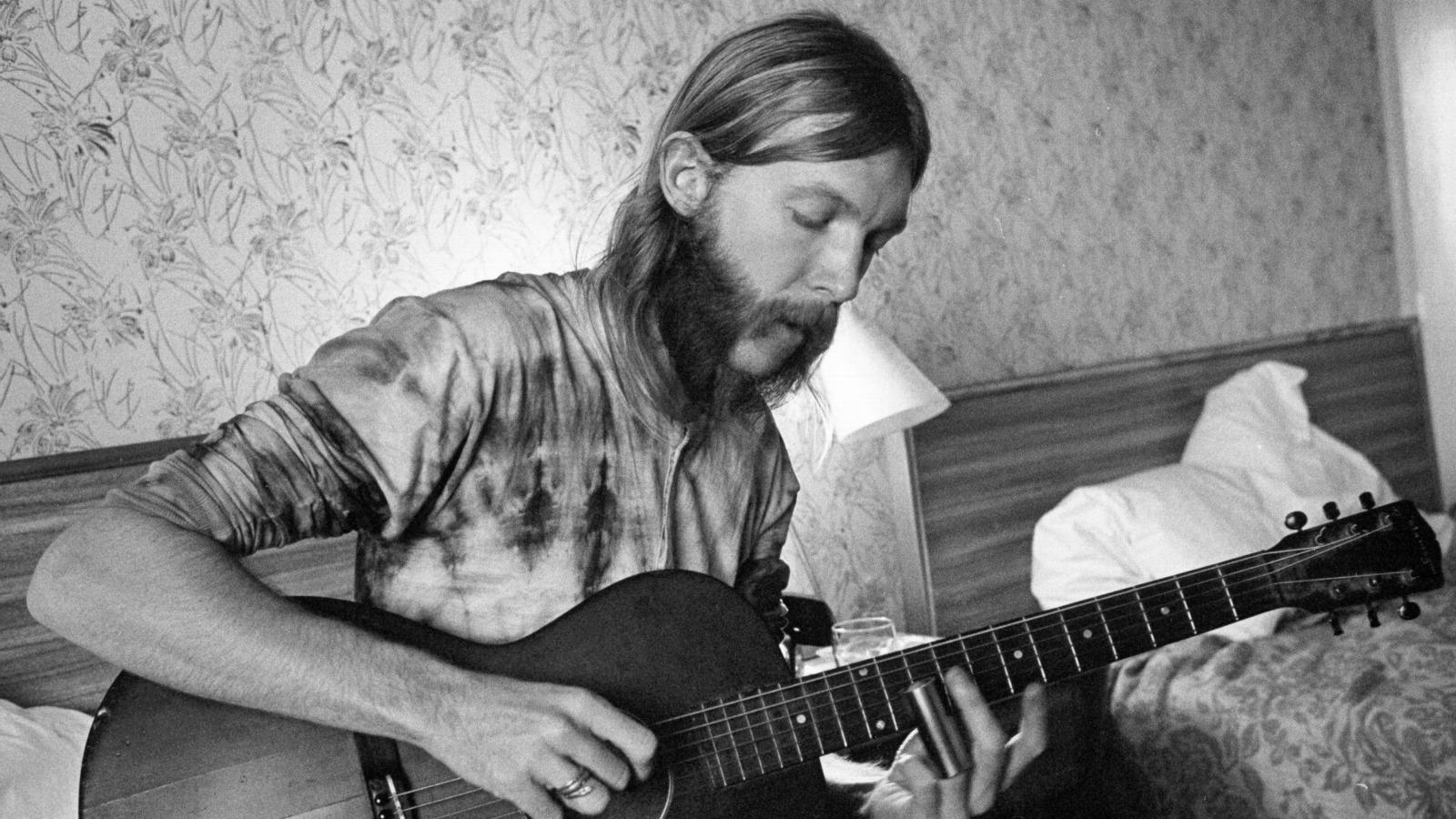 1600x900 Inside The Tragic Death Of Duane Allman