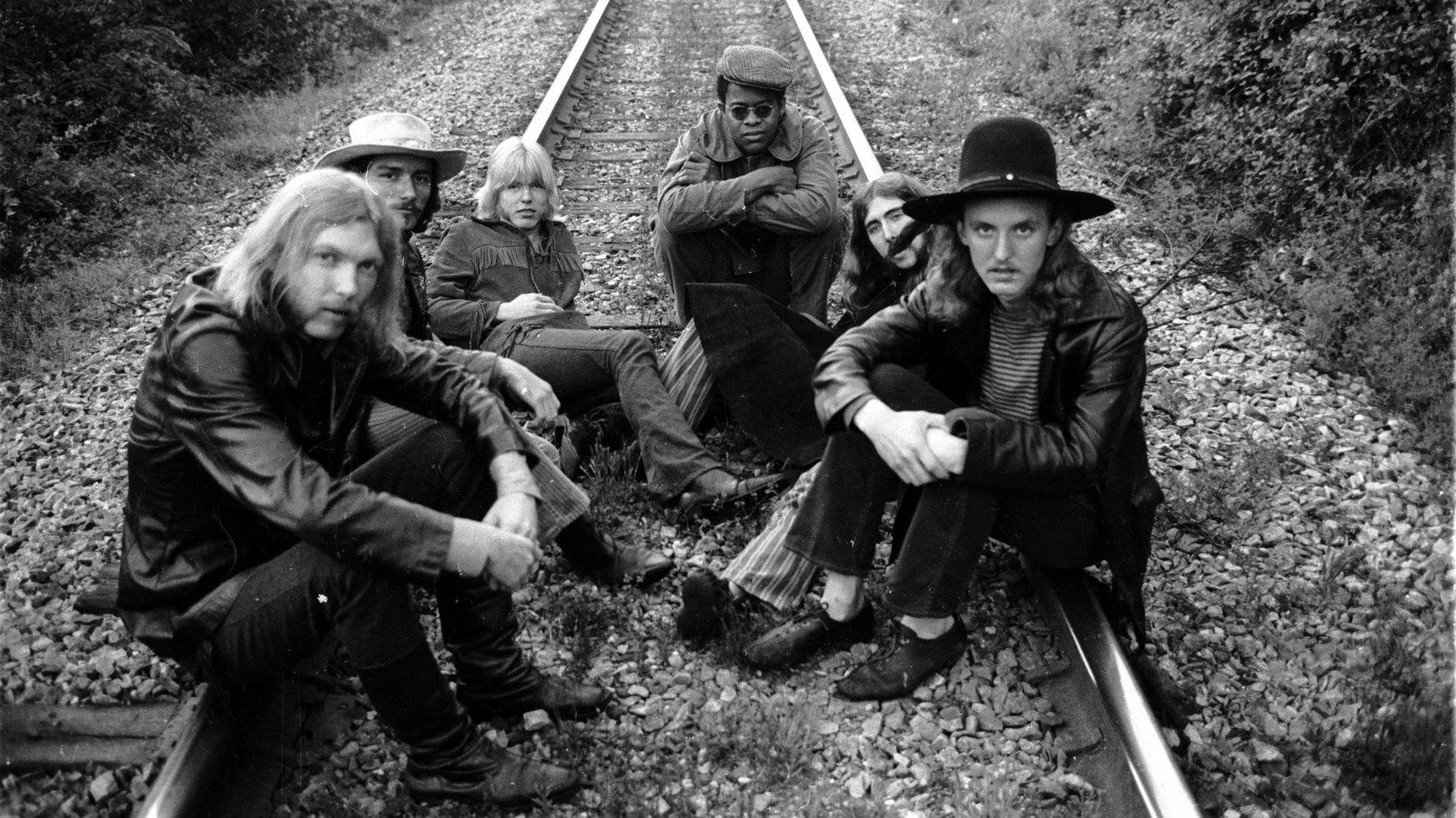 1600x900 Gregg Allman, Influential Force Behind the Allman Brothers Band, Dies
