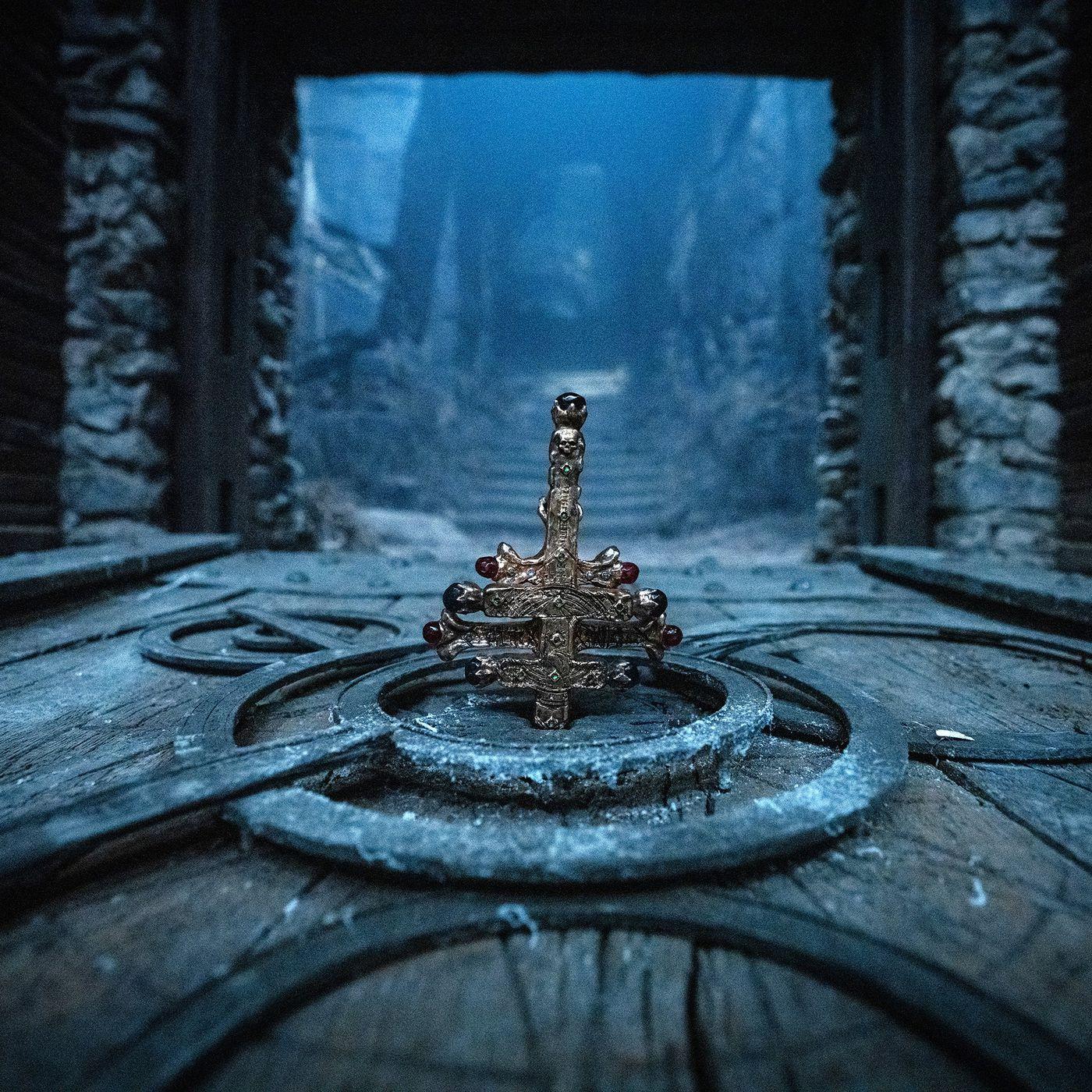 1400x1400 Uncharted movie set photo intro two Nathan Drakes: Tom Holland, Nolan North