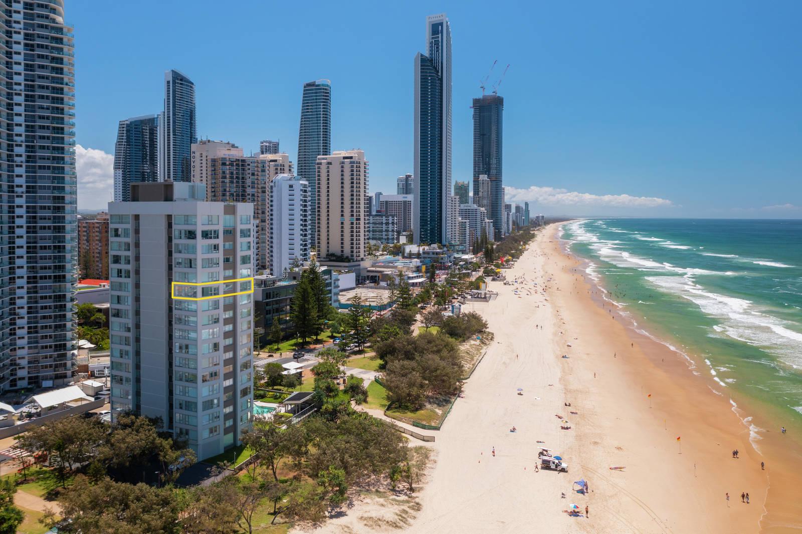 1600x1066 1 The Esplanade, Surfers Paradise