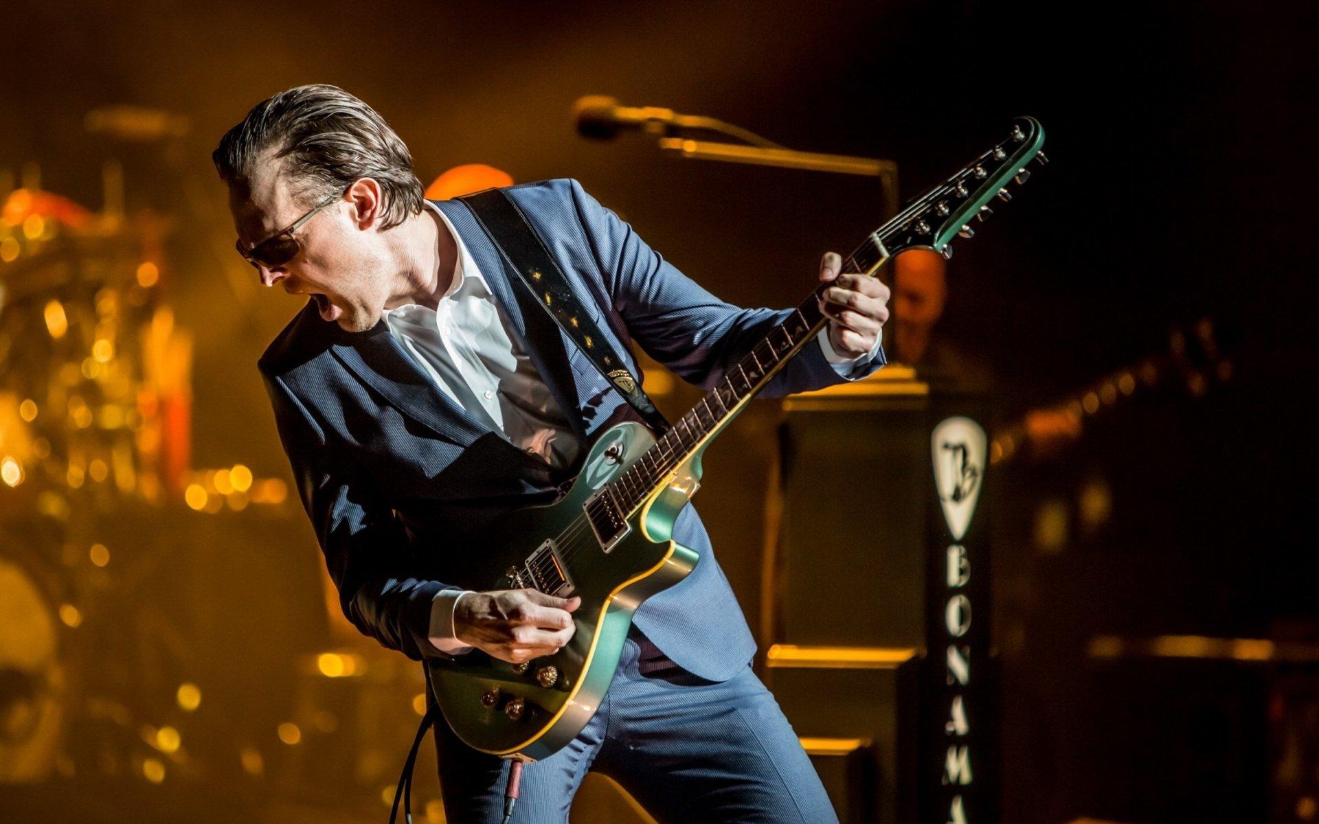 1920x1200 Joe Bonamassa HD Wallpaper