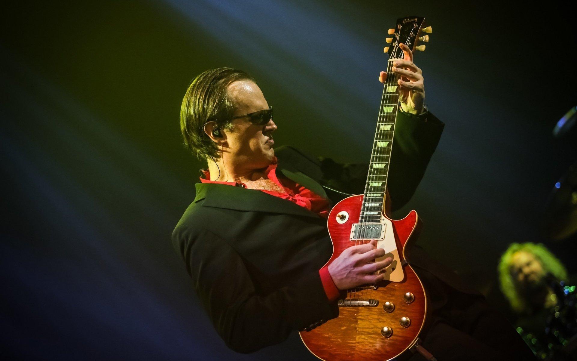 1920x1200 Joe Bonamassa HD Wallpaper