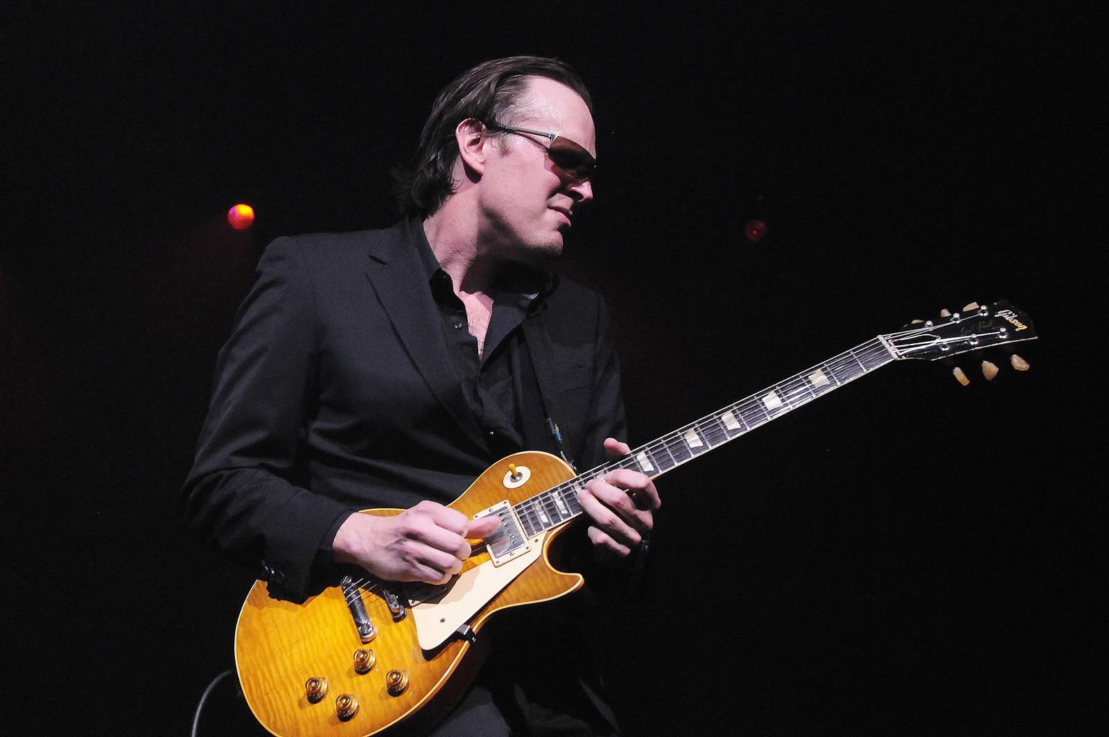 1600x1063 Joe Bonamassa HD Wallpaper and Background