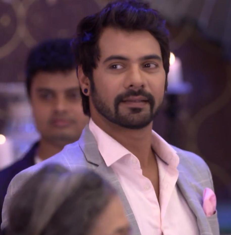 914x933 Kumkum Bhagya (2014)
