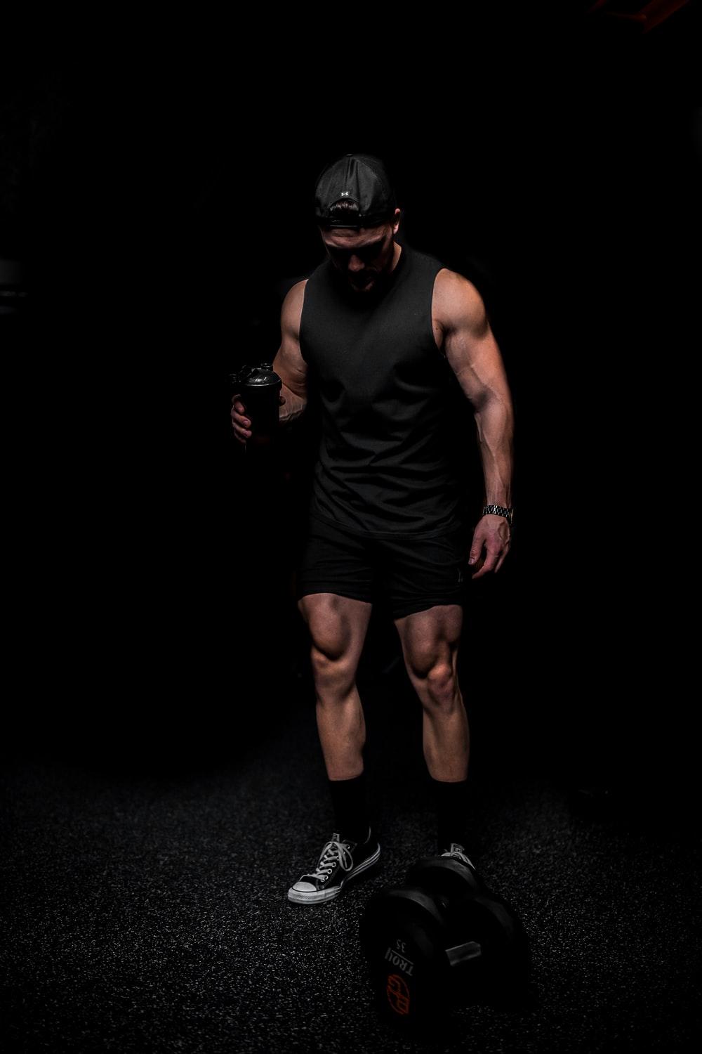 1000x1500 Man In Gym Picture. Download Free Image