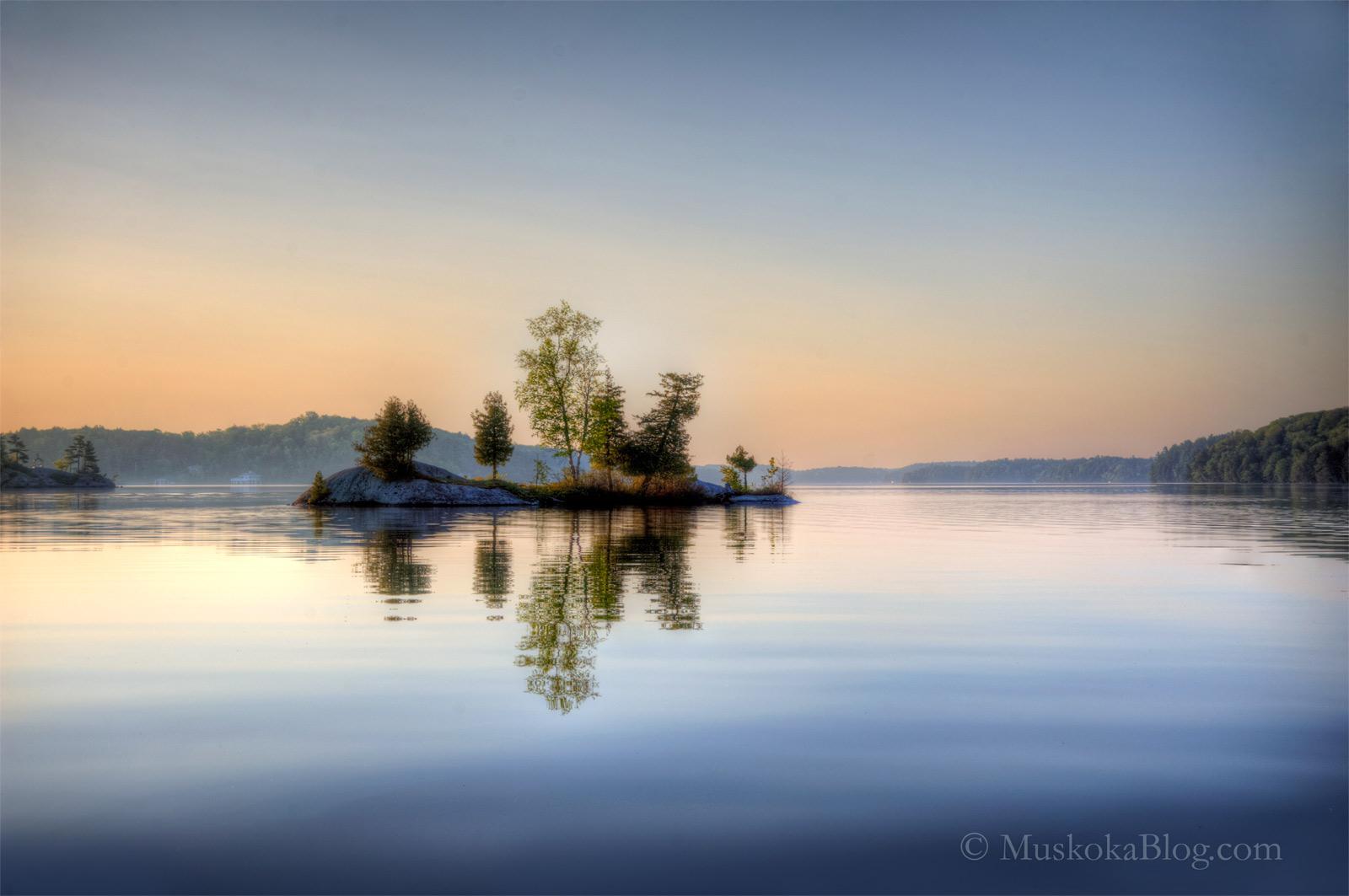 1600x1063 Early Morning on Lake Rosseau