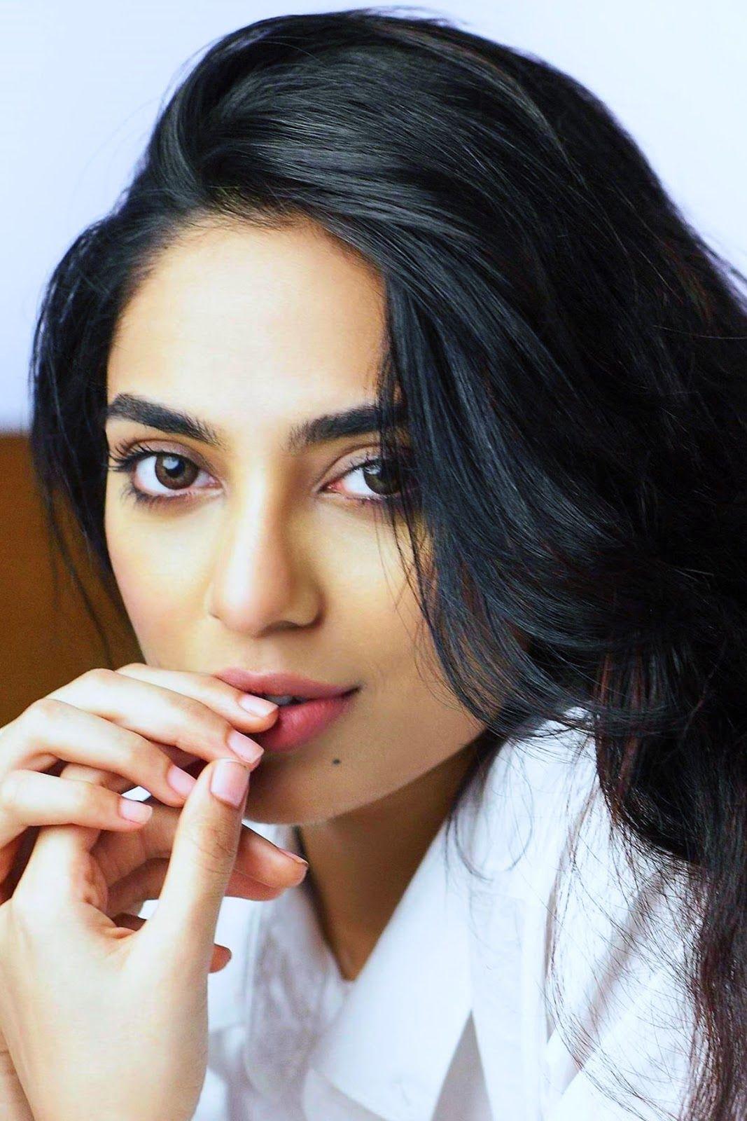 1067x1600 Sobhita Dhulipala