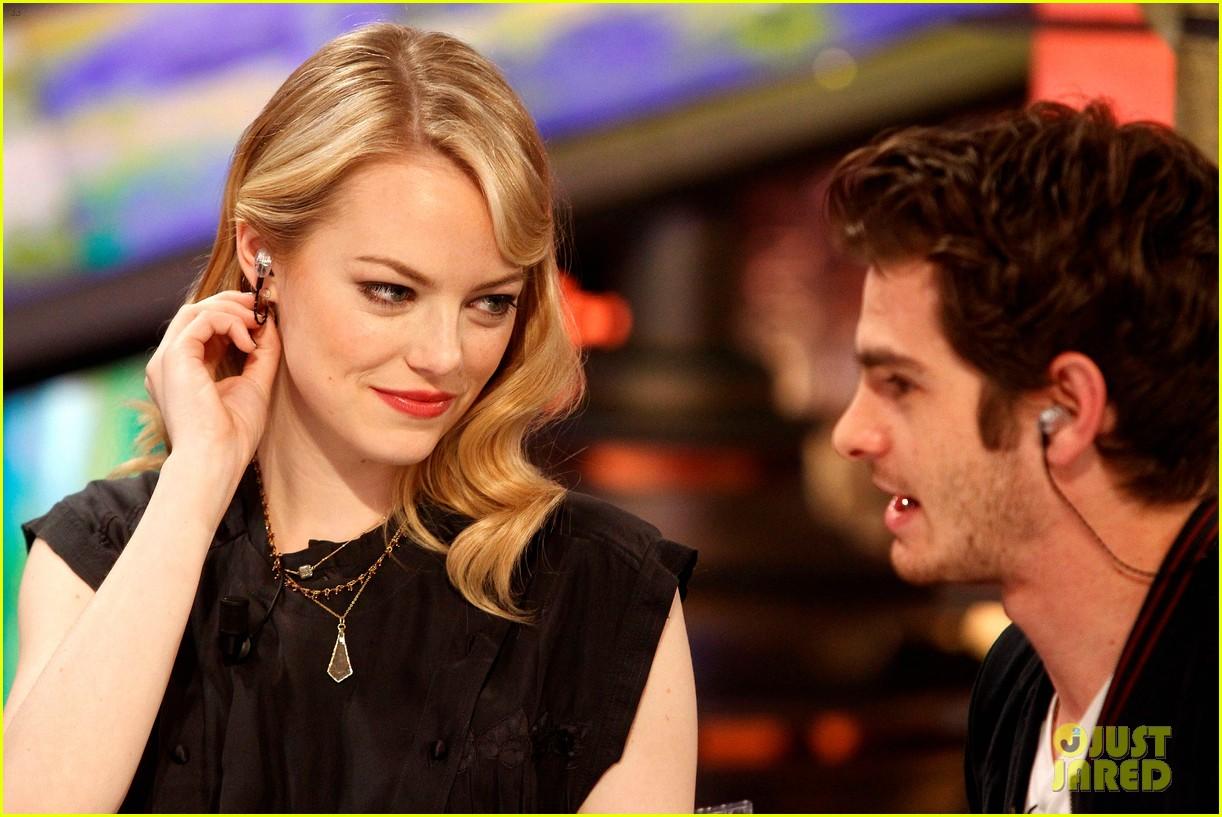 1222x817 Emma Stone & Andrew Garfield: 'Spider Man' Tops July 4th!: Photo 2683642. Andrew Garfield, Emma Stone Picture