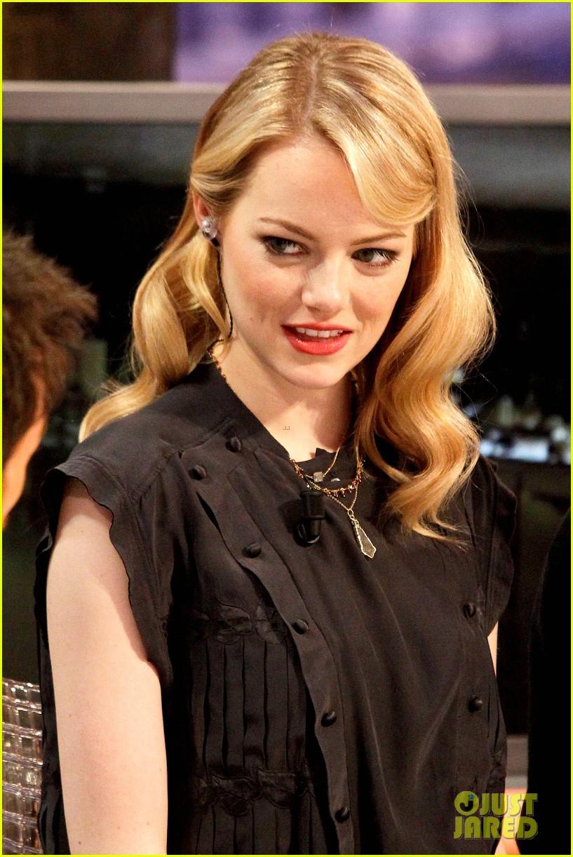 817x1222 Emma stone blonde, Emma stone boyfriend, Emma stone hair