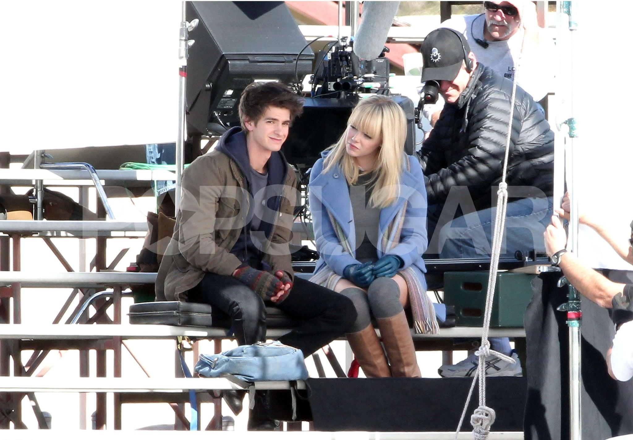 2048x1425 Picture Of Andrew Garfield As Spider Man Kissing Emma Stone. Celebrity