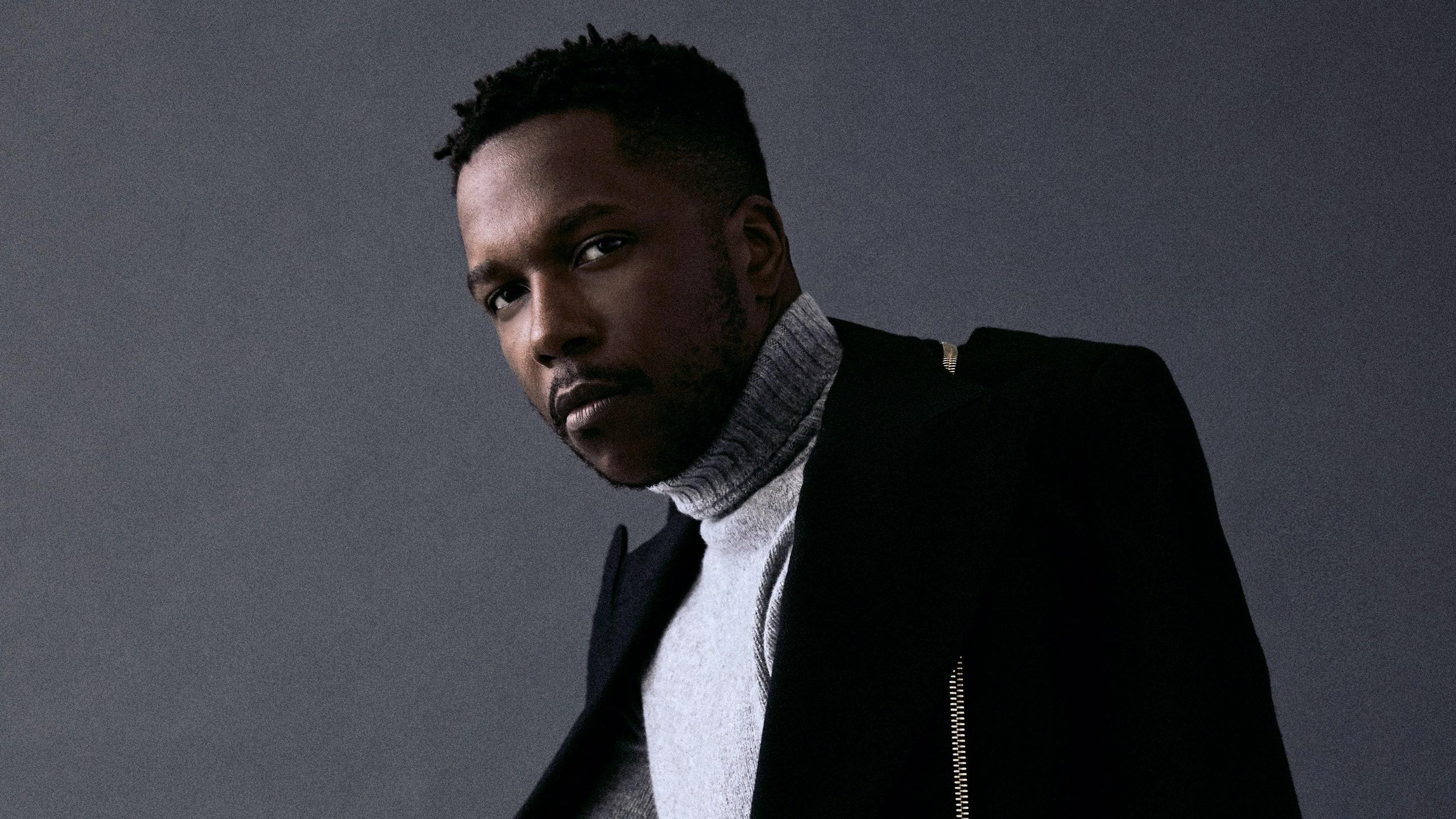 2560x1440 Leslie Odom Jr discusses his black heroes, from Sam Cooke to Regina King