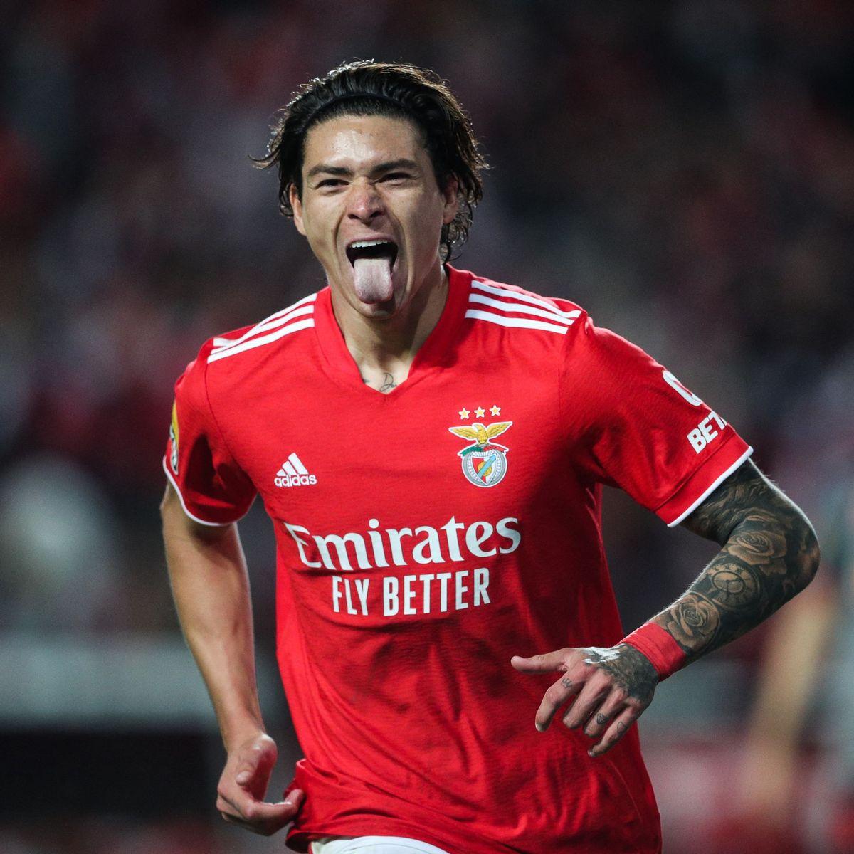 1200x1200 Man Utd receive Darwin Nunez transfer boost from striker's personal advisers
