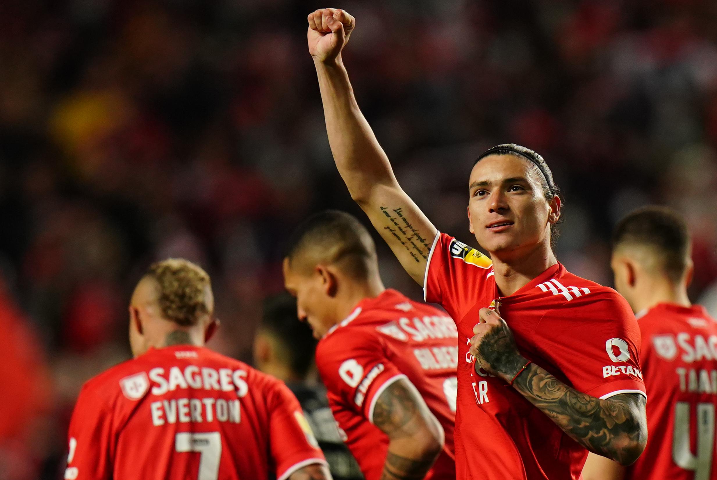 2466x1651 Liverpool may help Newcastle land Darwin Nunez this summer