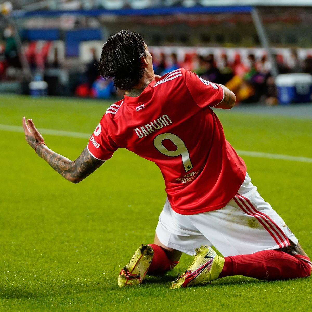 1200x1200 Man City 'have the egde' over Manchester United in Darwin Nunez chase and more transfer rumours Evening News