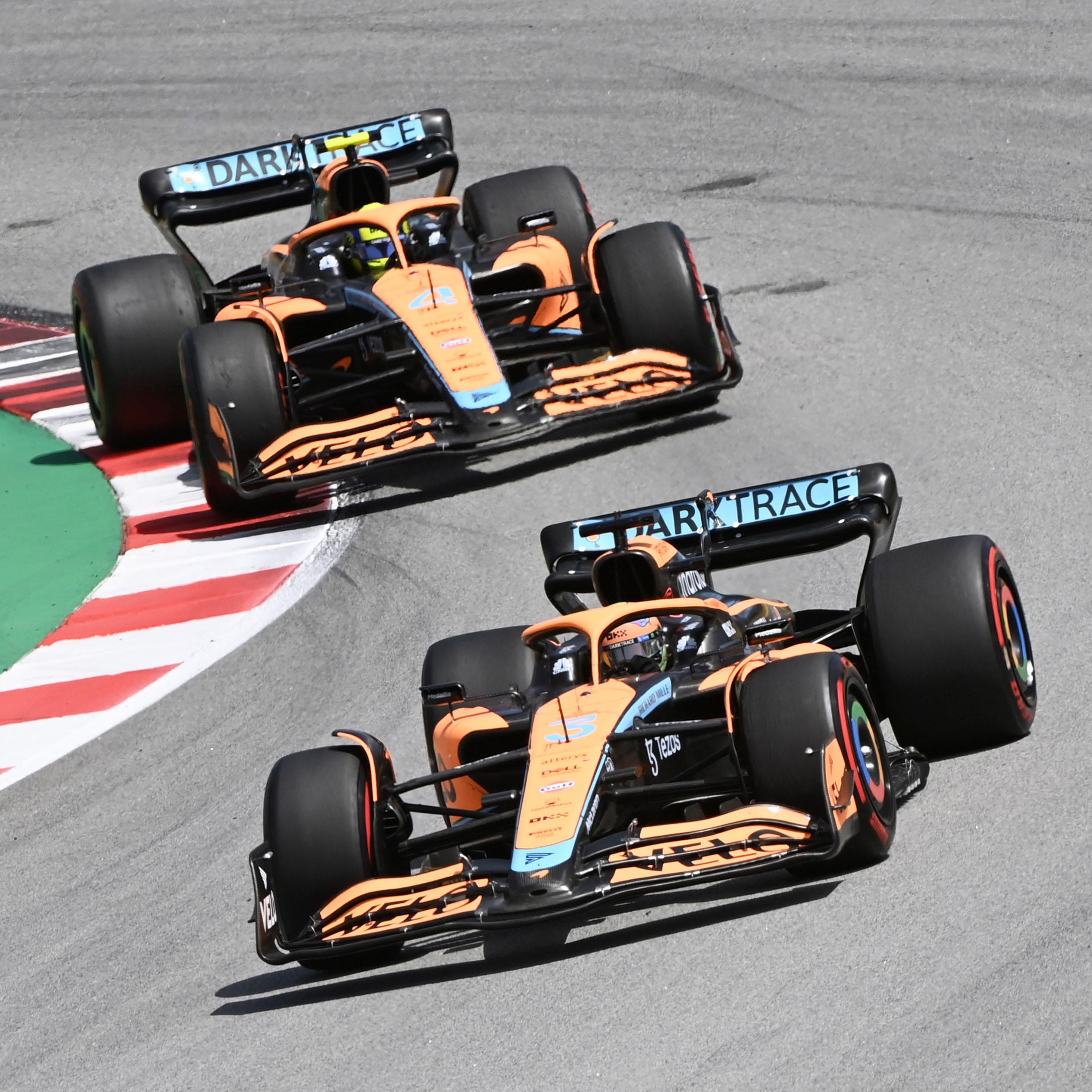 2524x2524 McLaren Racing