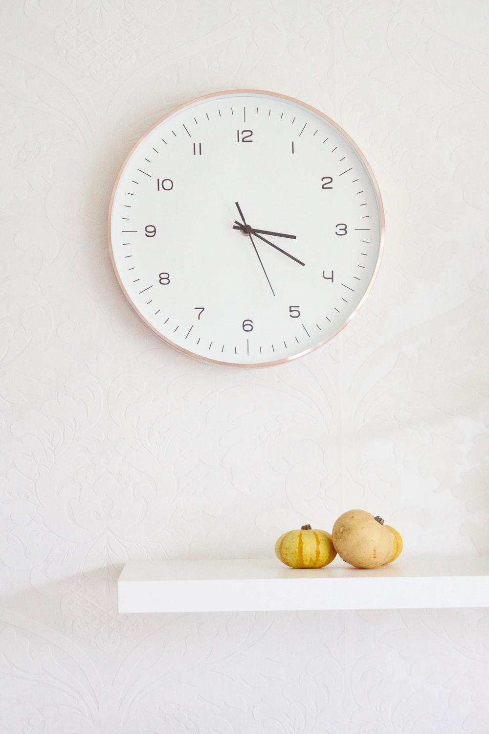 1000x1500 Wall Clock Picture. Download Free Image