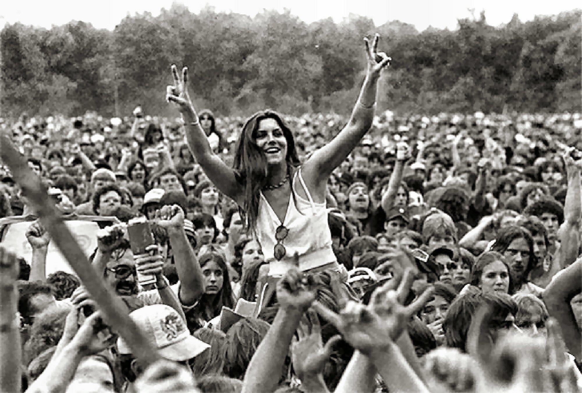 2000x1352 Woodstock: The Last Great Music Festival. Woodstock music, Woodgraphy, Woodstock festival