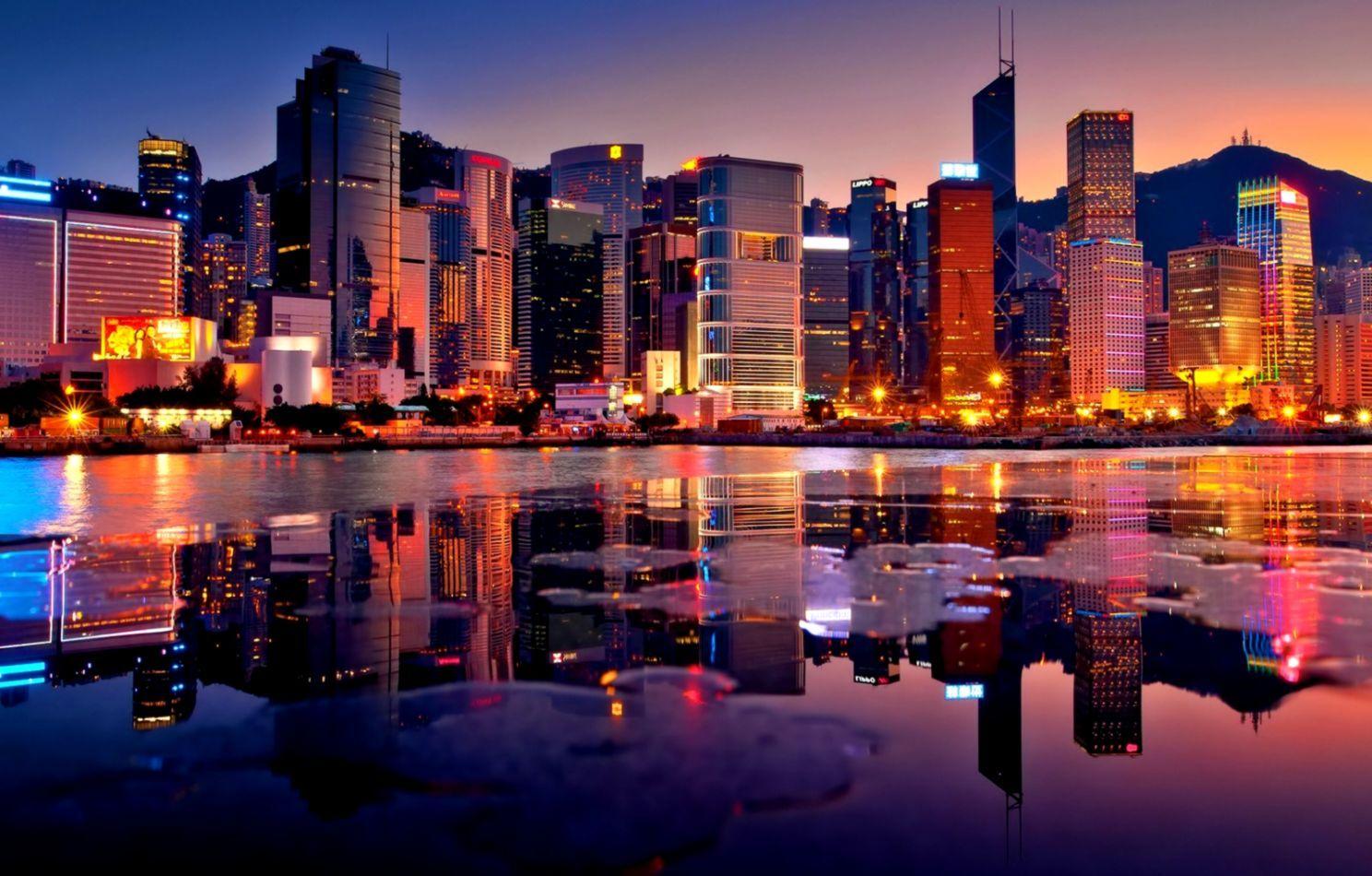 1488x950 Fall Beautiful City Wallpaper