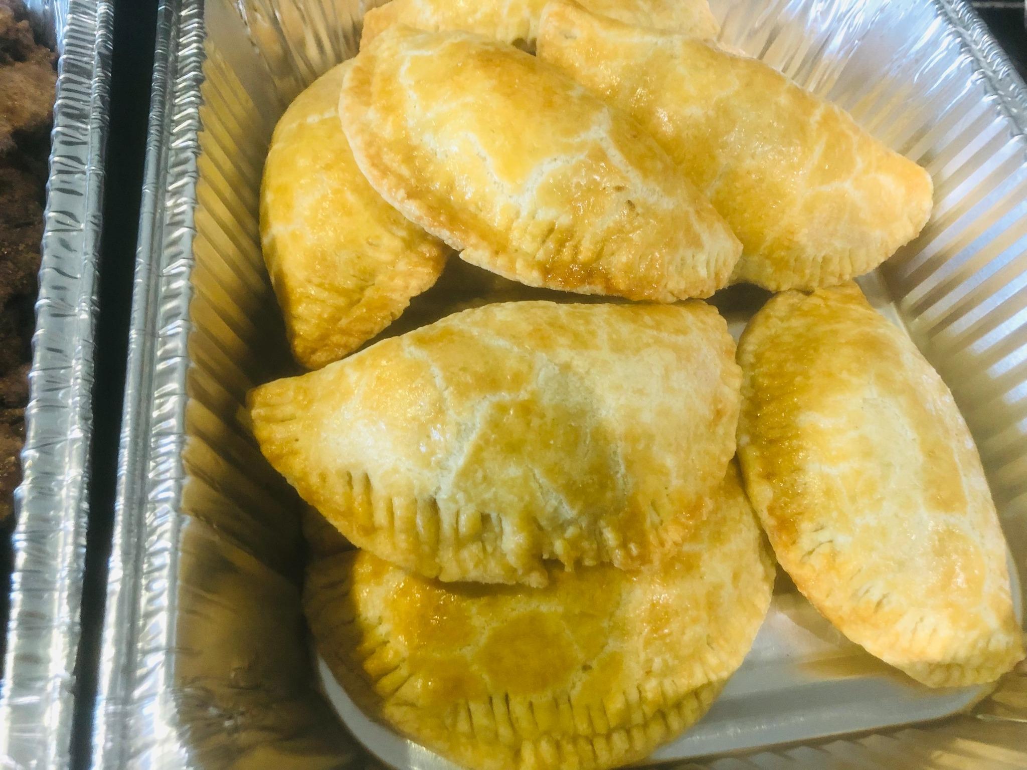 2048x1536 Meat Pie with Uzo Kitchen