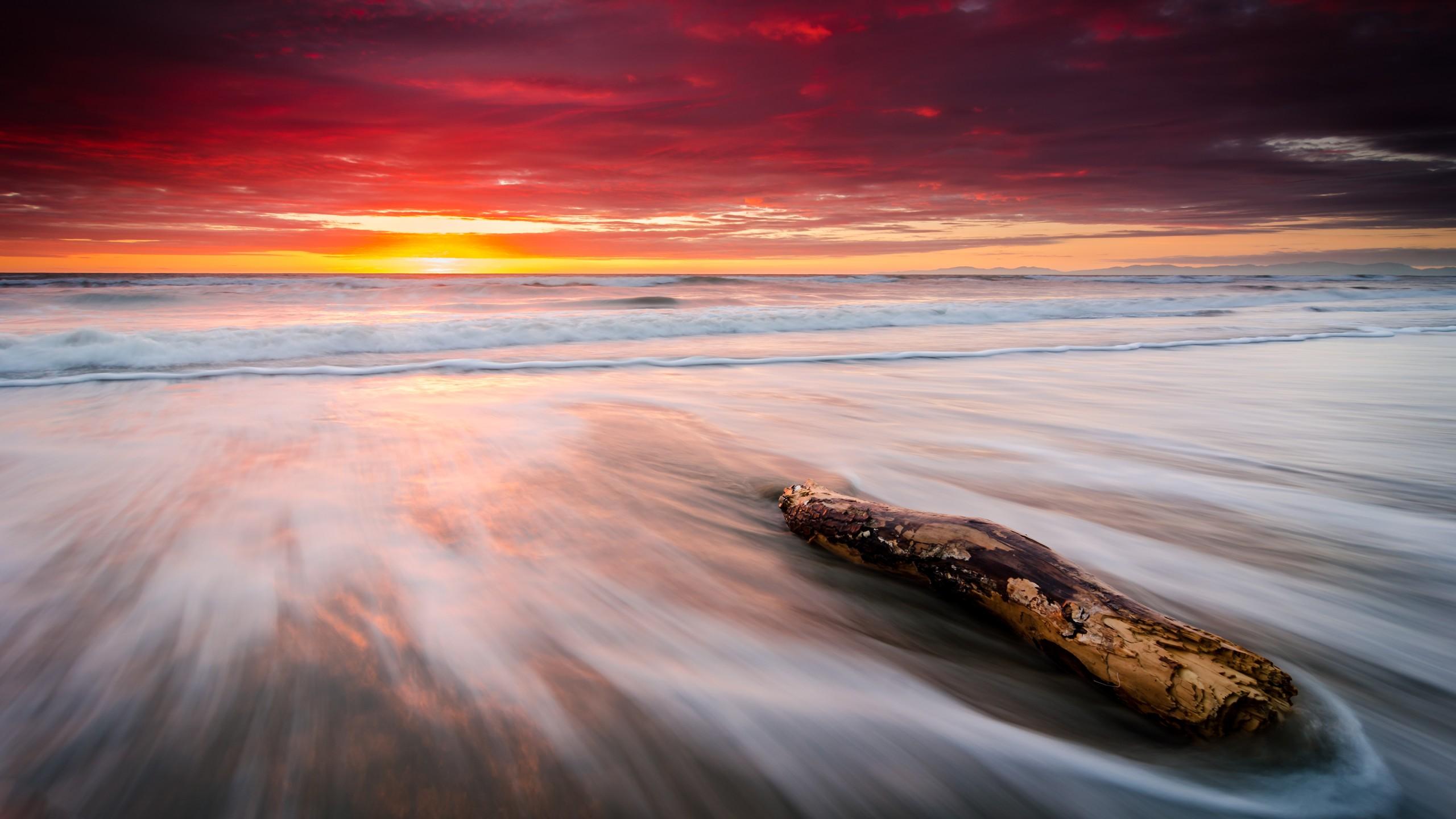 2560x1440 Red Ocean Sunset HD Wallpaper