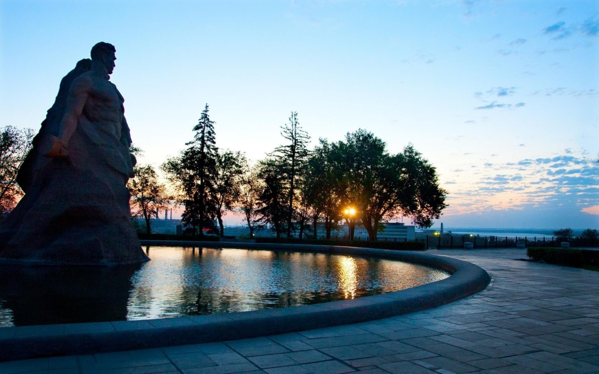 1920x1200 Dawn Mamaev Kurgan Volgograd wallpaperx1200