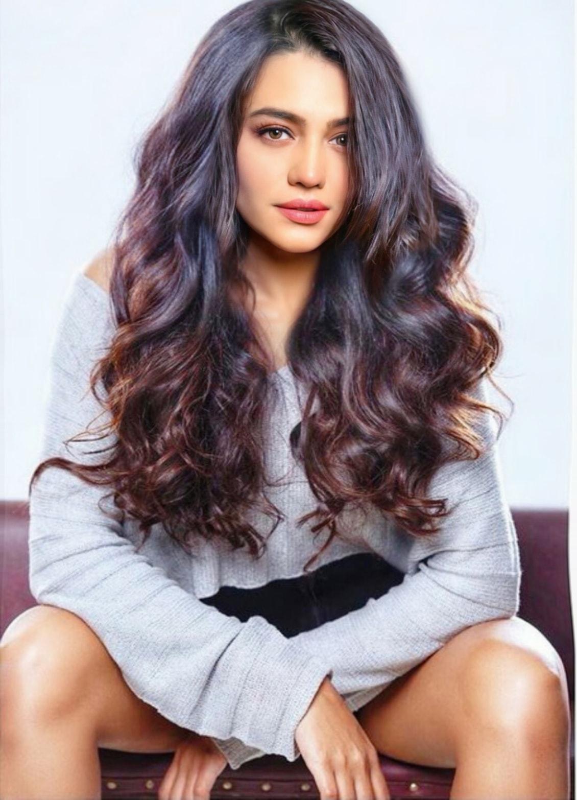 1130x1566 Zara Noor Abbas Hot Photo, Wallpaper, Image, Pics HD