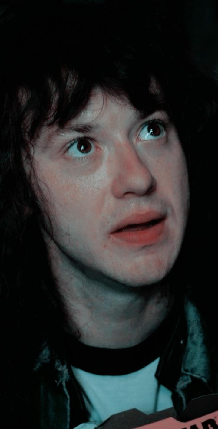 720x1418 eddie munson wallpaper