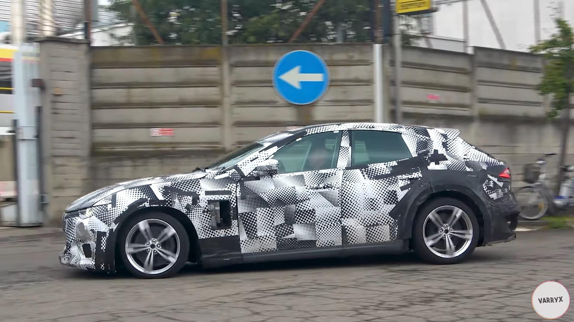 1920x1080 Ferrari Purosangue Mules Caught Impersonating the Maserati Levante