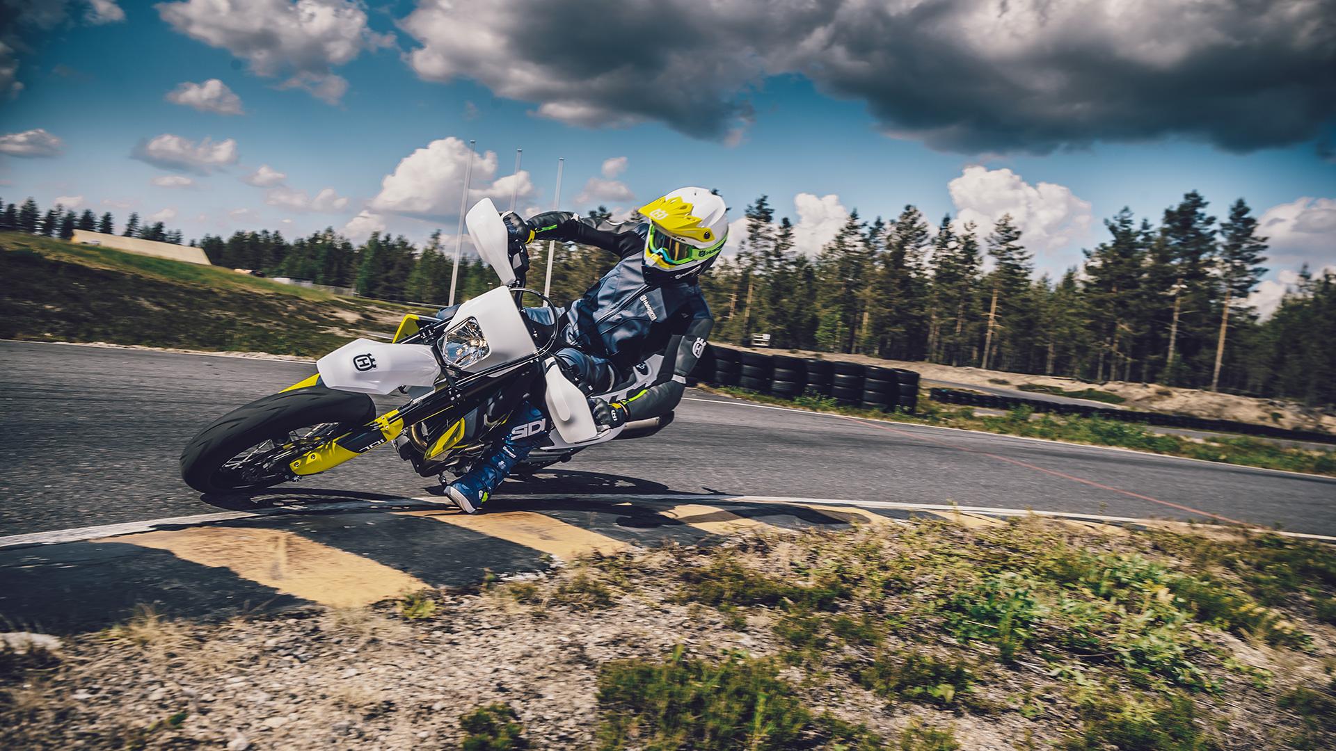 1920x1080 SUPERMOTO essence of riding