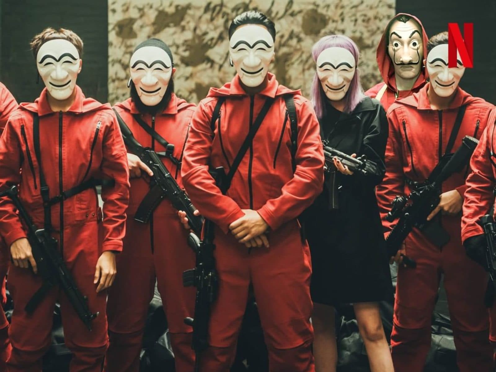 1600x1200 Money Heist Korea: Park Hae Soo Reveals Real Meaning Of Mask; Jun Jong Seo Says Tokyo Unlike Original One