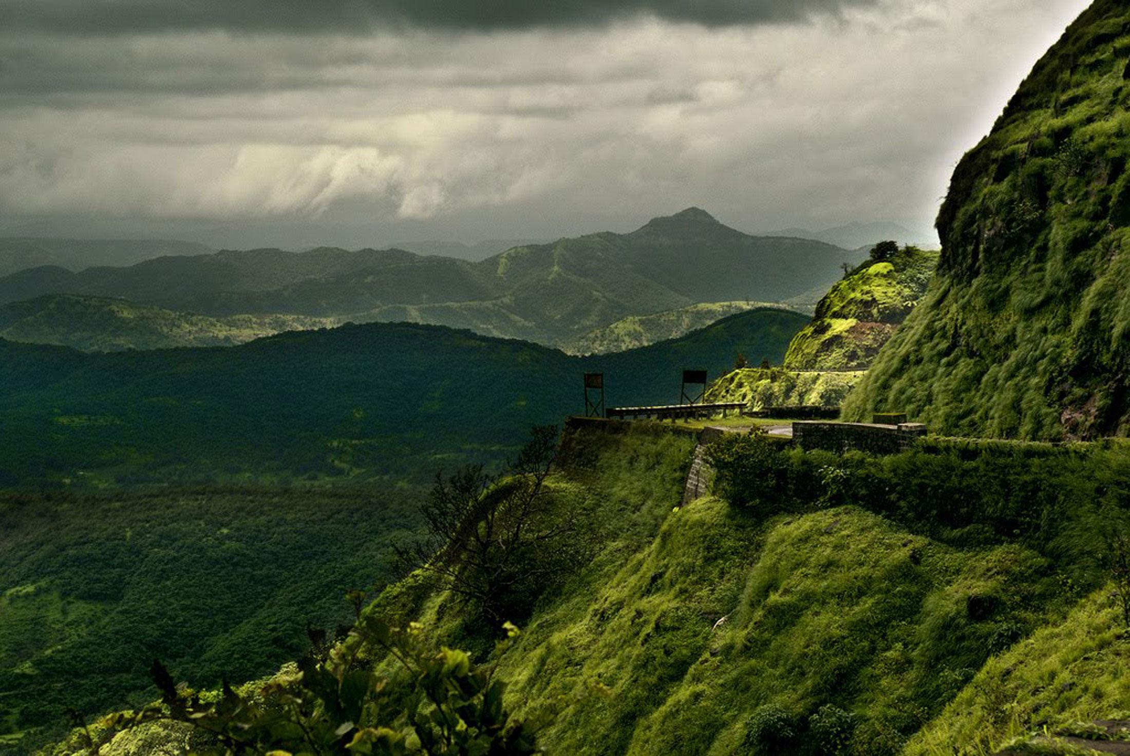 2200x1472 Lonavala Wallpaper