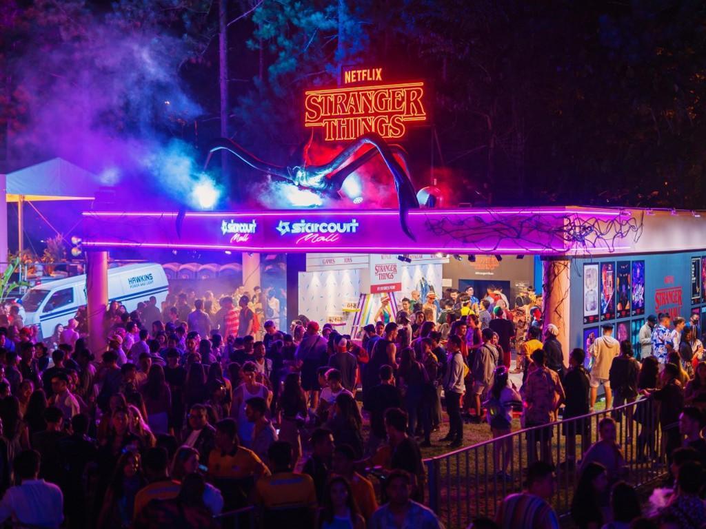 1024x768 Stranger Things brings 000 festival goers to the Upside Down!