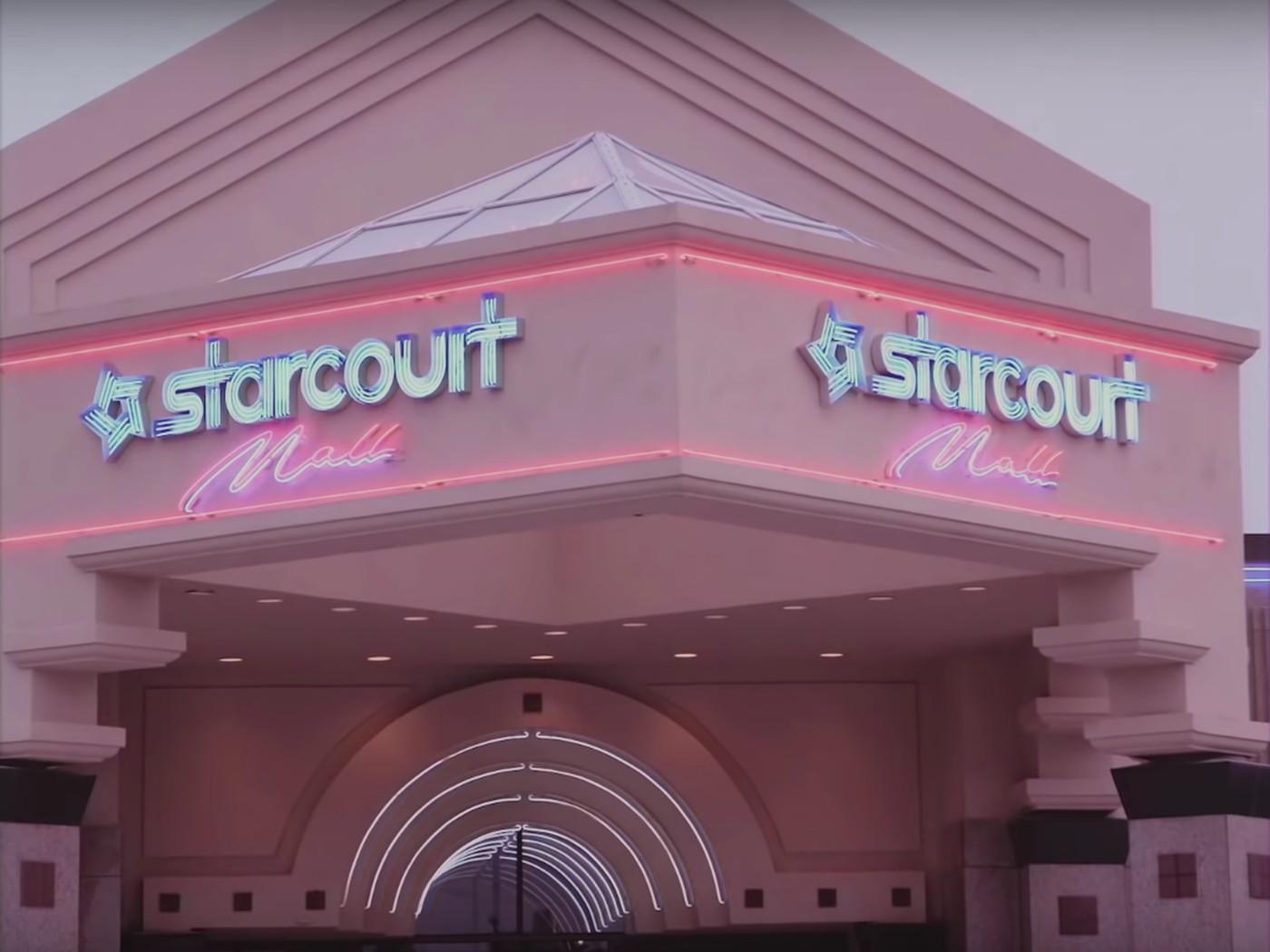 1400x1050 Stranger Things 3 Trailer: Netflix Introduces the Starcourt Mall