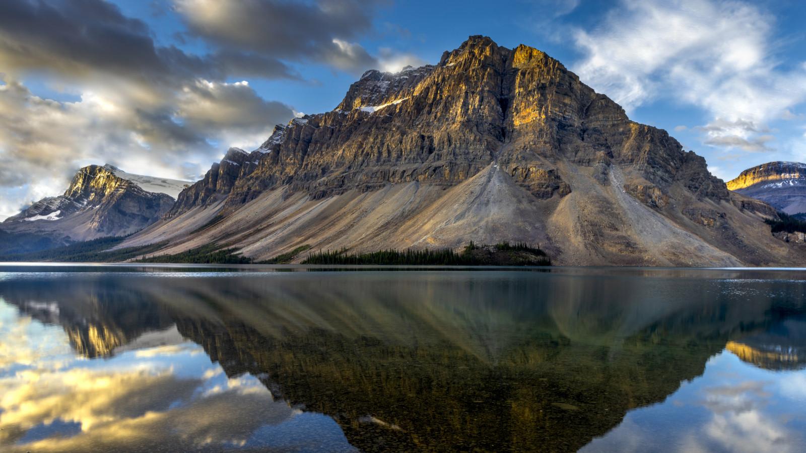 1600x900 Bow Lake at Banff National Park with the Rocky Mountains 1600x900 Resolution Wallpaper, HD Nature 4K Wallpaper, Image, Photo and Background