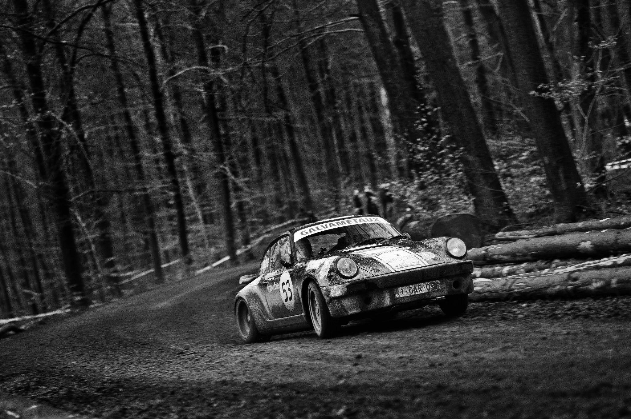 2048x1362 Porsche 911 GT3 Rally Special