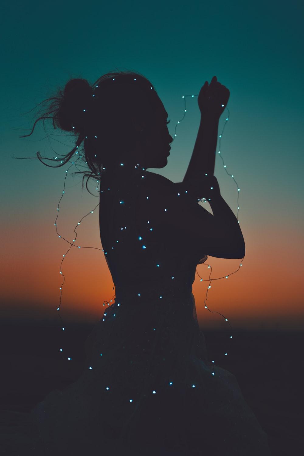 1000x1500 [HQ] Girl Alone Picture. Download Free Image