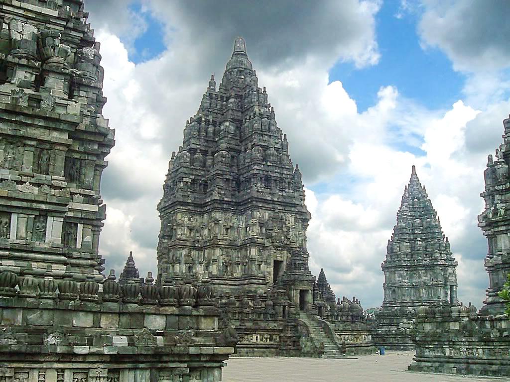 1024x768 Prambanan Shiva