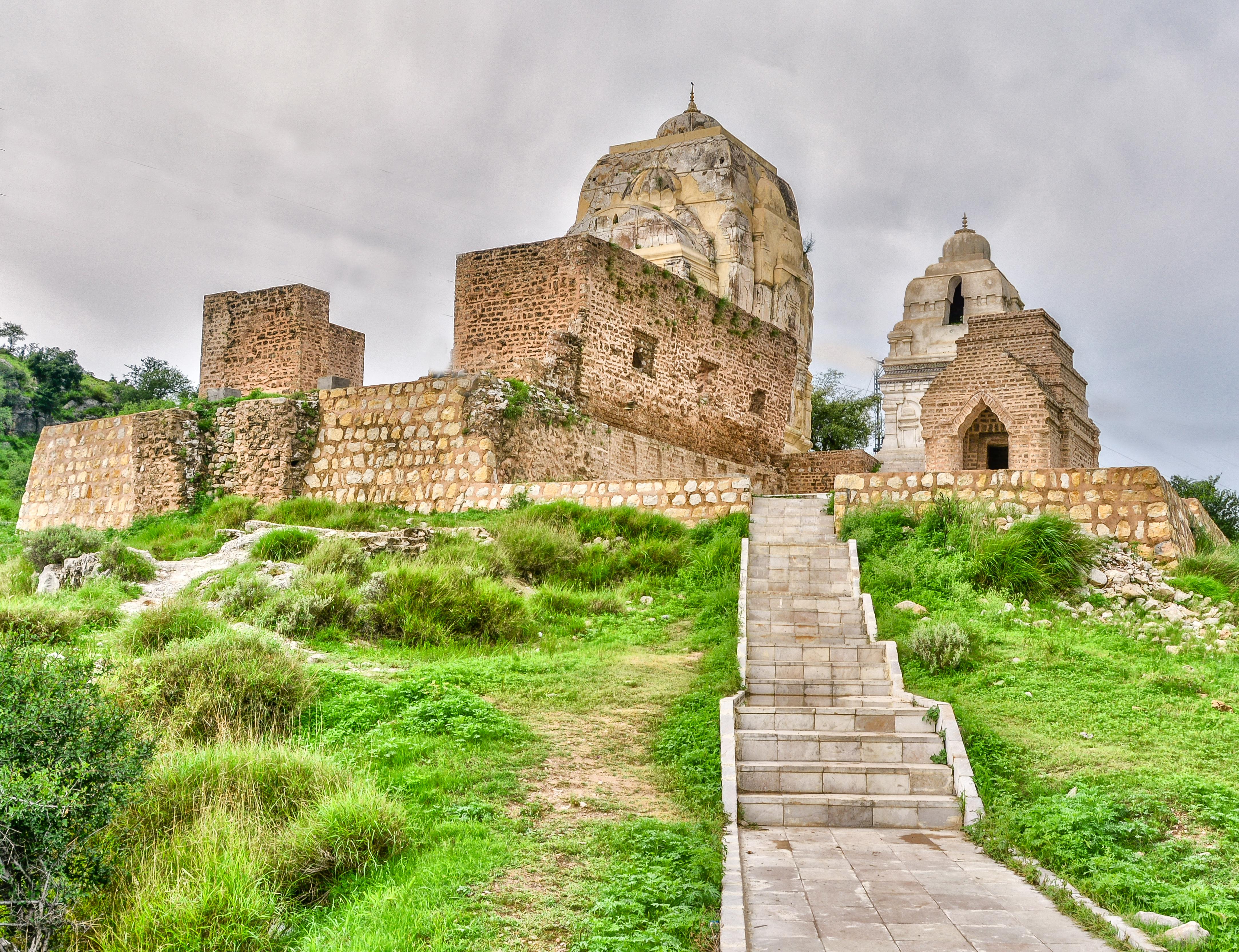 4332x3329 Shiva Temple at Katasraj