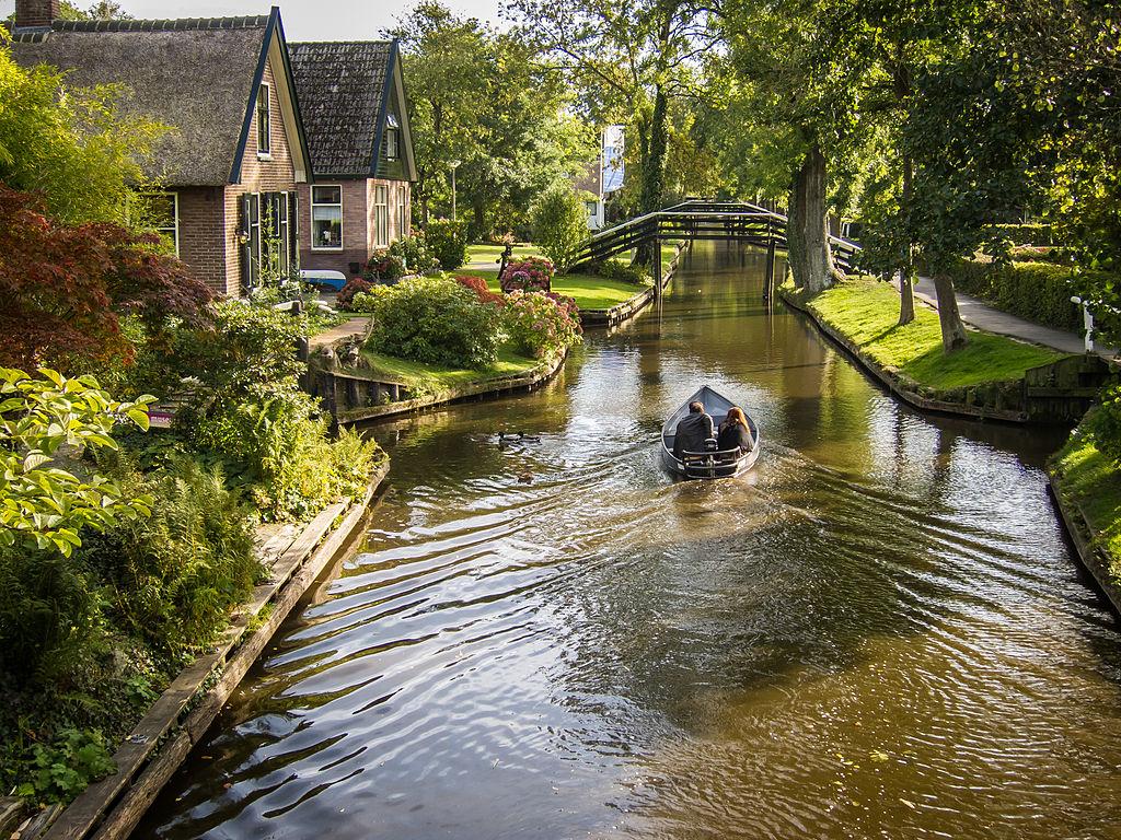 1024x768 Giethoorn Netherlands