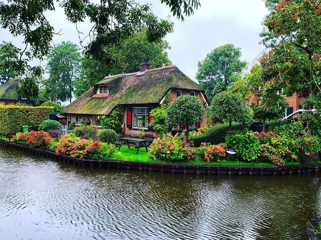 1080x810 Things to do in Giethoorn, Netherlands. Wander & Wish