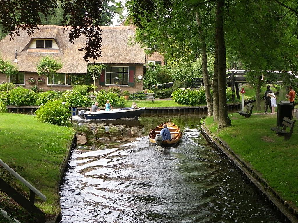 1024x768 Giethoorn Netherlands