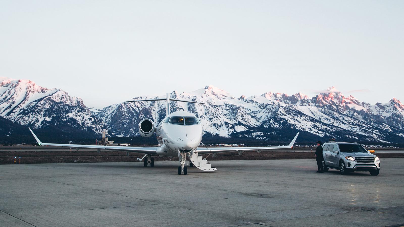 1600x900 Four Seasons and NetJets Partner to the Ultimate Ski Adventure