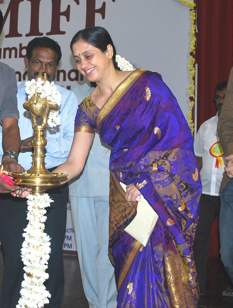 800x1057 Devayani (actress)